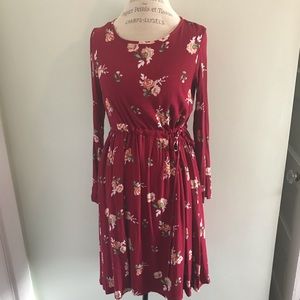 Floral burgundy maroon flower drawstring dress